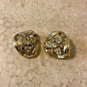 Vintage Faux Gold & Crystal Flower Cluster Clip On Earrings